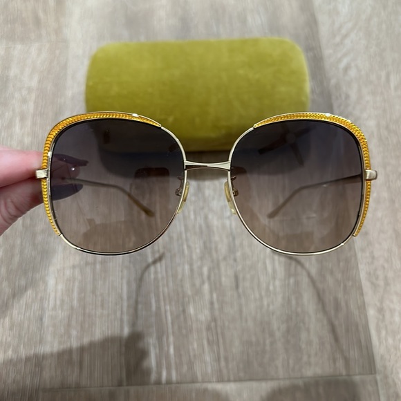 Gucci Retro Sunglasses- AUTHENTIC